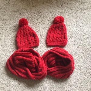 Two Beanies and warmers scarf by Tchibo